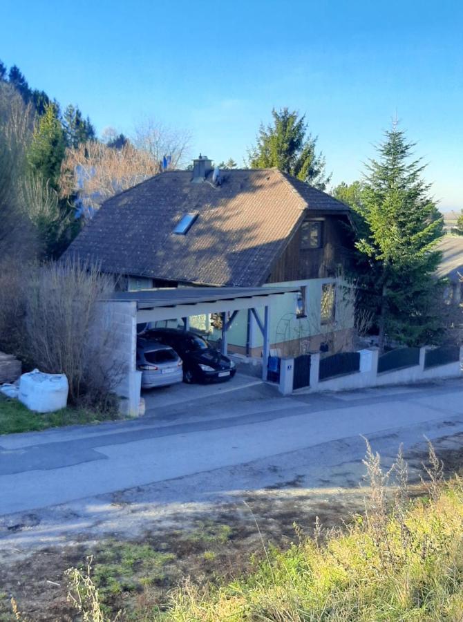 B&B Family Basement Apartment, Breakfast, Free Parking, 5Km From Tulln Chorherrn Exterior foto